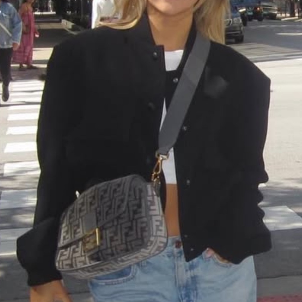 Bomber jacket
